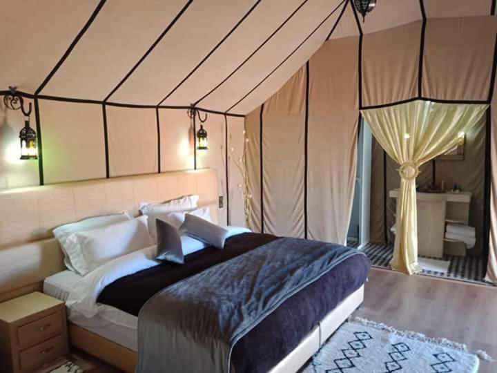 Merzouga Desert Luxury Camp Экстерьер фото